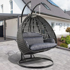 LeisureMod Fauteuil suspendu œuf 2 places avec support - Balançoire / hamac de patio en rotin osier pour extérieur/intérieur avec coussins