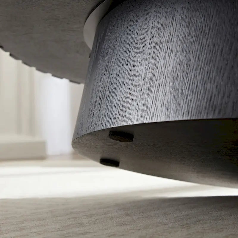 Table basse ovale de forme tambour faite à la main moderne 43,7 pouces Base robuste