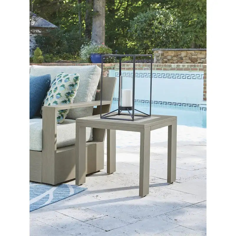 Signature Design by Ashley Kimpton Isle Brown Outdoor End Table - 22.25 W x 22.25 D x 20.5 H