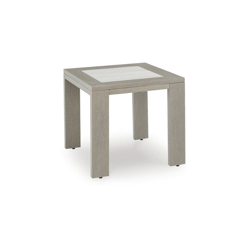 Signature Design by Ashley Kimpton Isle Table d'appoint d'extérieur marron - 22,25 larg. x 22,25 prof. x 20,5 haut.