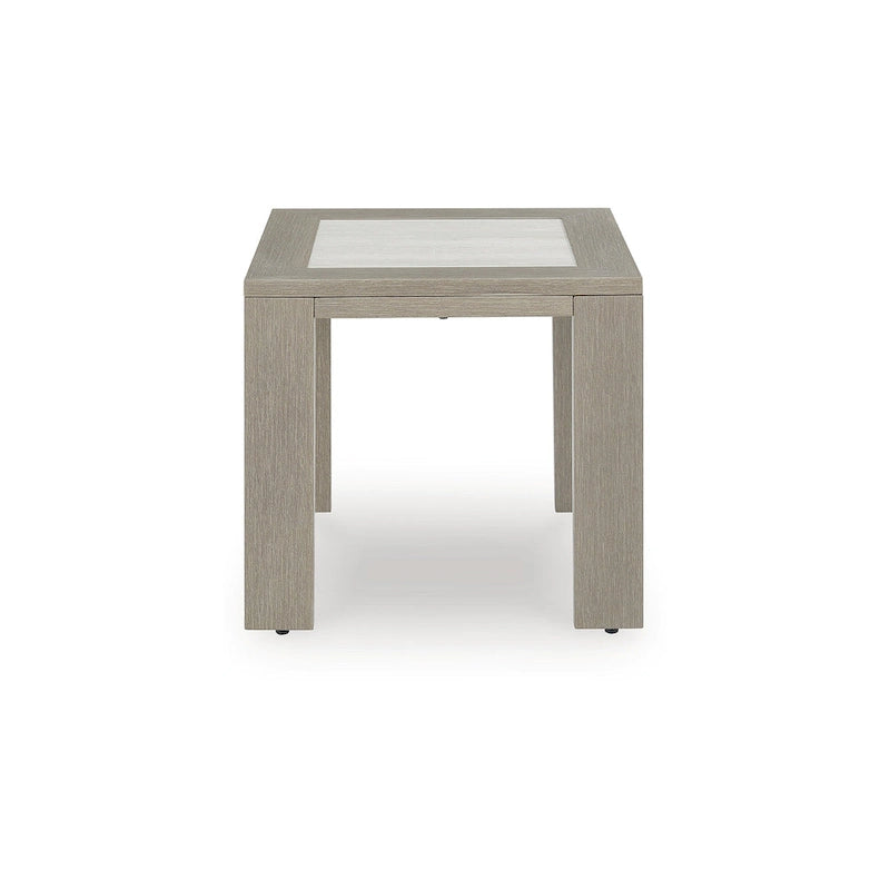 Signature Design by Ashley Kimpton Isle Table d'appoint d'extérieur marron - 22,25 larg. x 22,25 prof. x 20,5 haut.