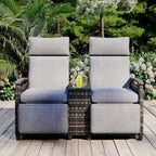 Ensemble de chaises longues de patio avec accoudoirs en bois d'acacia et table de rangement intégrée pour balcon