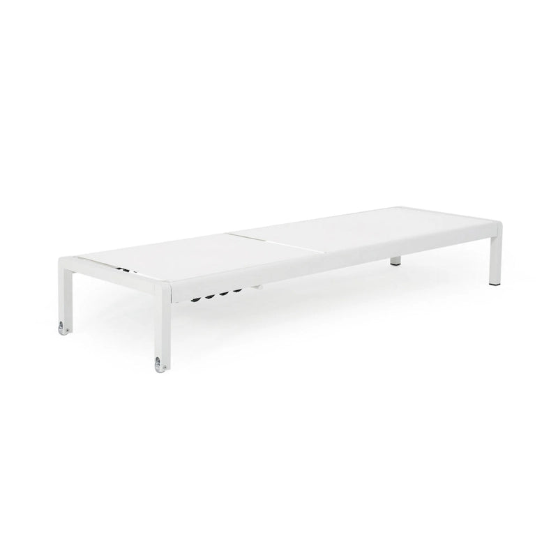 Chaise longue Kory Outdoor, 198 cm, en tissu maillé blanc et aluminium