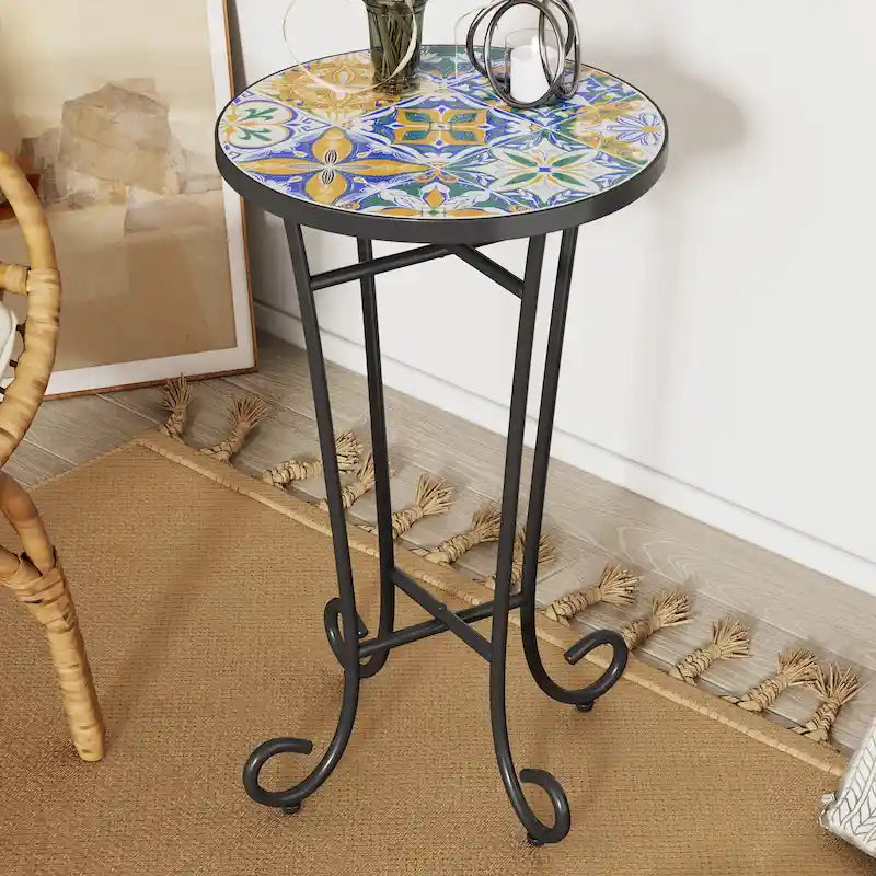 Table d'appoint intérieure et extérieure avec plateau en carrelage et pieds volutes pour balcon et jardin