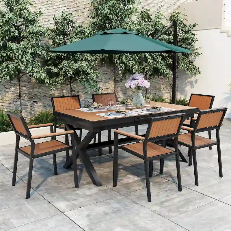 Ensemble de 6 chaises et 1 table en bois composite pour l'extérieur (ensemble de 7 pièces)