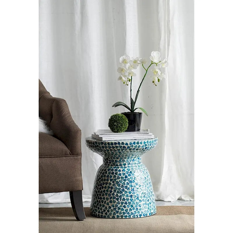 GDFStudio - Table d'appoint Eliza ronde en mosaïque avec finition en carrelage Capiz bleu - 17.3