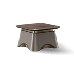 Table basse carrée au design élégant et fonctionnel