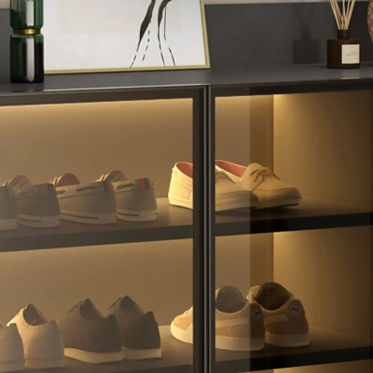 Meuble à chaussures éclairé par LED avec étagères réglables Portes transparentes