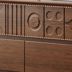 Commode en bois d'inspiration Art déco avec sculptures géométriques