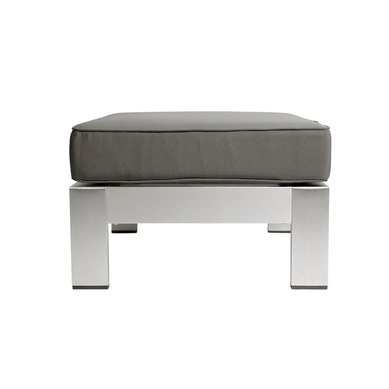 Salon de jardin Cape Coral de Christopher Knight Home en aluminium pour deux personnes avec poufs et table d'appoint