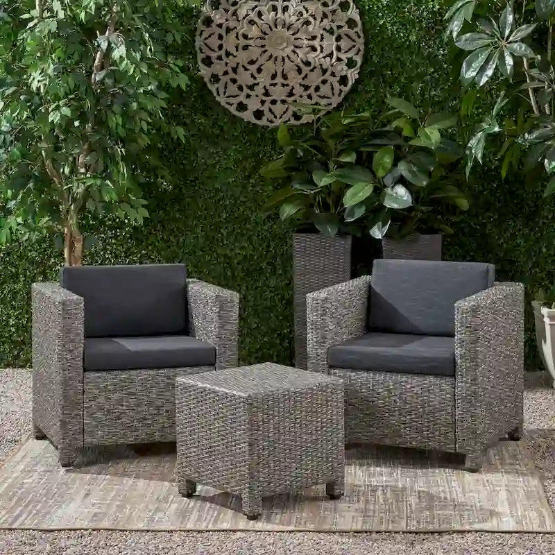 Ensemble de conversation en osier 3 pièces Puerta d'extérieur avec coussins par Christopher Knight Home