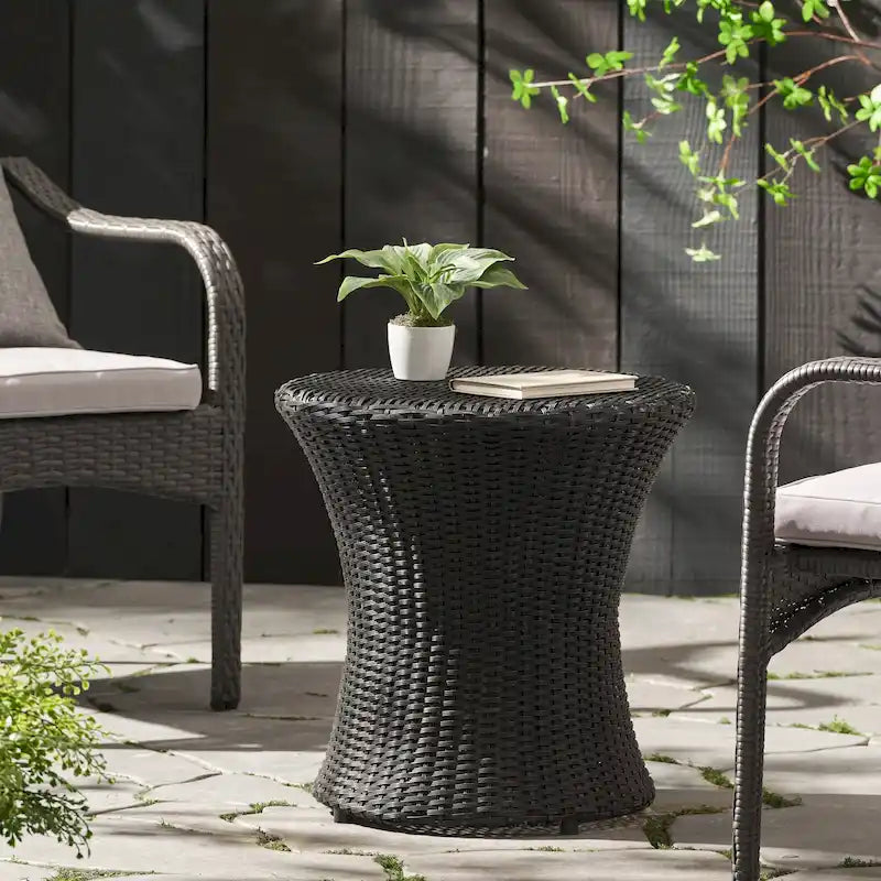 Table d'appoint d'extérieur Adriana Boho en osier par Christopher Knight Home