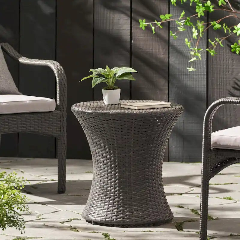 Table d'appoint d'extérieur Adriana Boho en osier par Christopher Knight Home