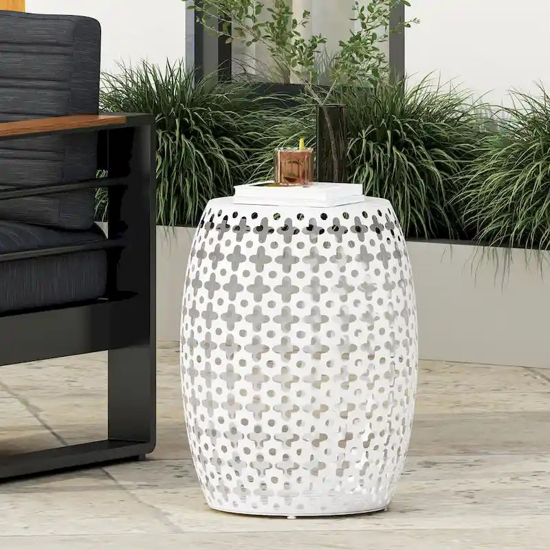 Table d'appoint d'extérieur en métal Colcord de Christopher Knight Home