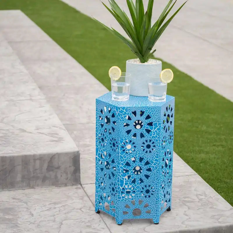 Table d'appoint d'extérieur Eliana de 14 pouces par Christopher Knight Home