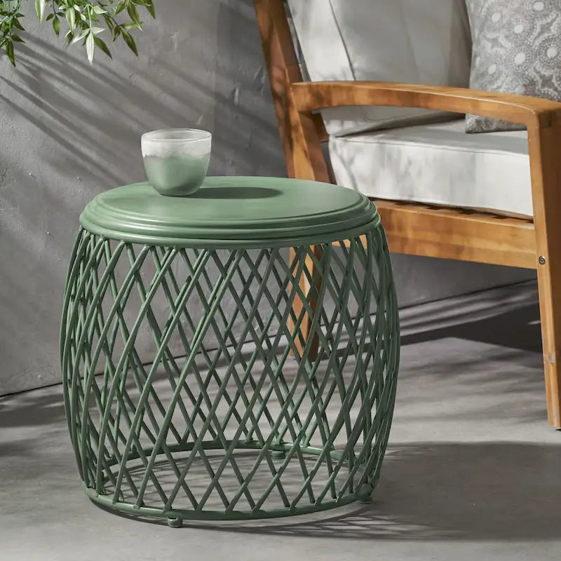Table d'appoint d'extérieur Alamera Lattice de 19 pouces par Christopher Knight Home - 17,75L x 19,75l x 19,75P