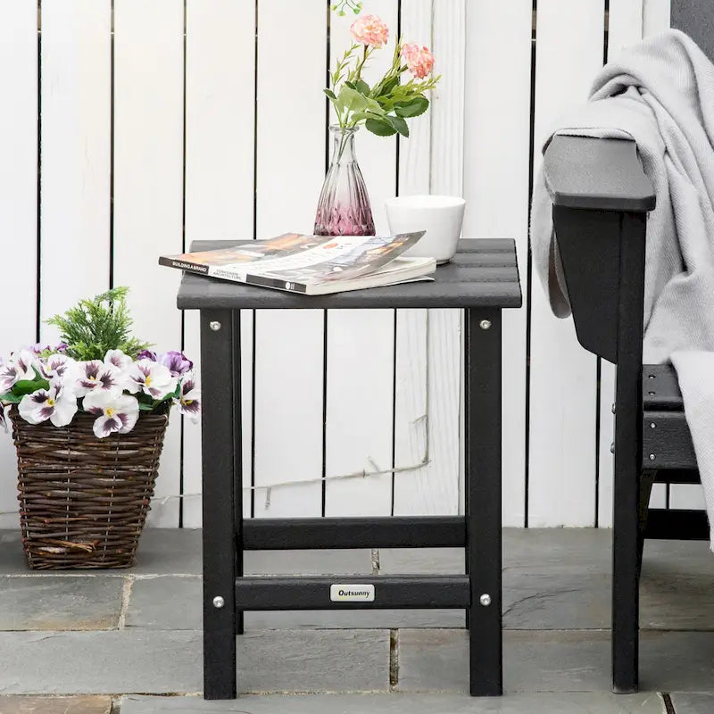 Table d'appoint de patio Outsunny, table d'appoint carrée d'extérieur, table à thé en plastique HDPE pour chaise Adirondack, cour arrière ou pelouse