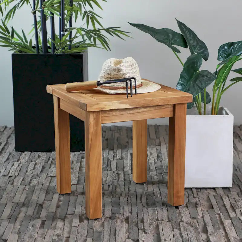 Table d'appoint d'extérieur à lattes en bois de teck - Marron - Roche River Decor - 45,7Lx48,3Px45,7H cm