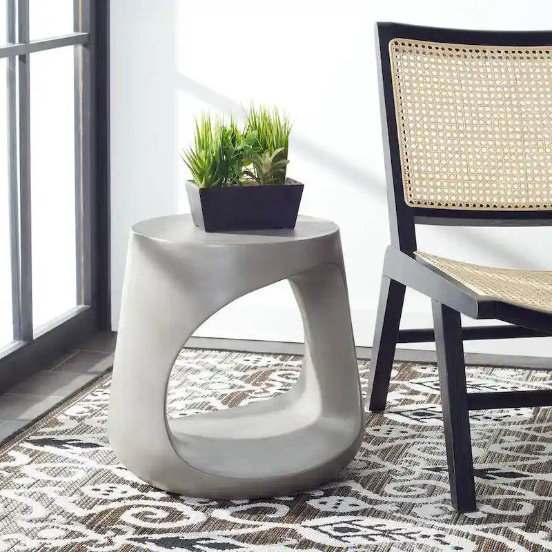 SAFAVIEH Outdoor Geronda Concrete Accent Table - 17.72 W x 17.72 L x 17.72 H - 18Wx18Dx18H