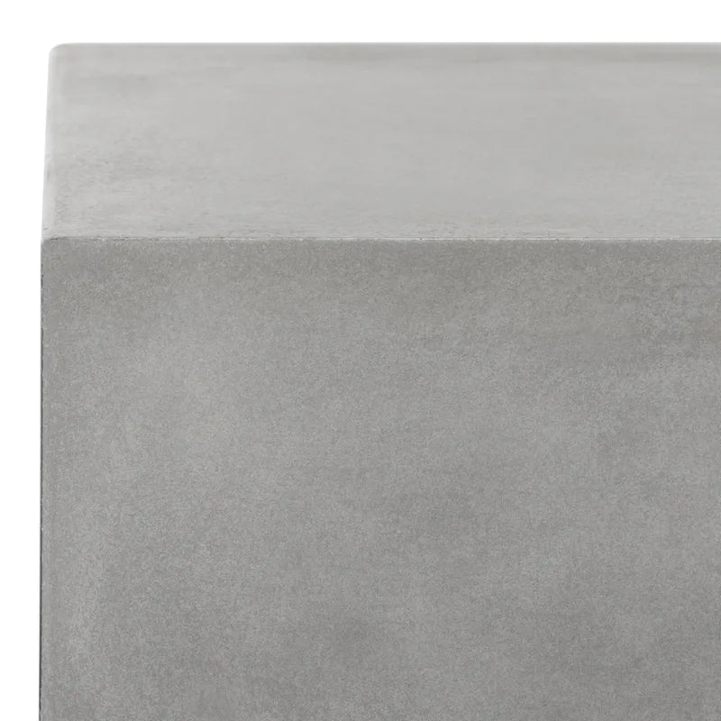 SAFAVIEH Table basse d'extérieur Llio moderne en béton - 31,5 L x 31,5 P x 9,8 H - 32Lx32Px10H