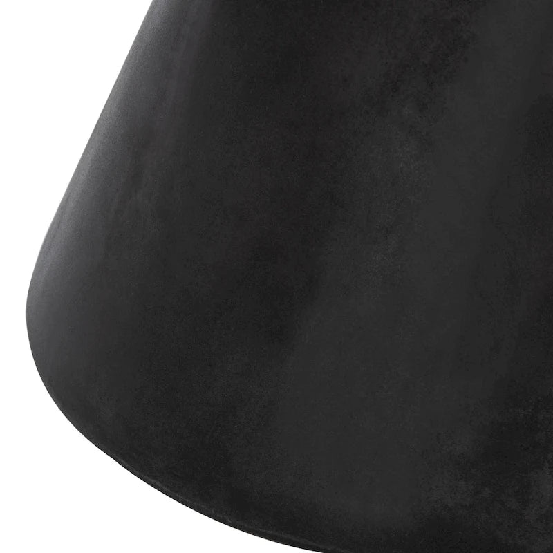 Table d'appoint ronde moderne en béton noir pour l'intérieur/l'extérieur Elektra de SAFAVIEH - 14,9 L x 14,9 P x 17,7 H - 15Wx15Dx18H