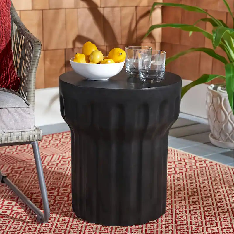 SAFAVIEH Ulya Table d'appoint ronde moderne en béton noir pour intérieur/extérieur - 15,7 l x 15,7 L x 17,7 H - 16Lx16Px18H