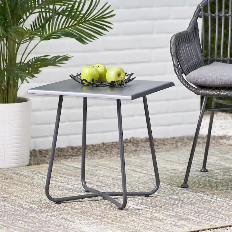 Table d'appoint d'extérieur moderne Alder 18 avec pieds en acier de Christopher Knight Home
