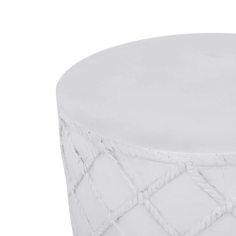 Table d'appoint Tim Outdoor légère en béton par Christopher Knight Home