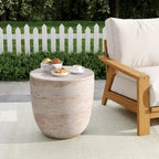 Table d'appoint d'extérieur en béton léger Bianca par Christopher Knight Home