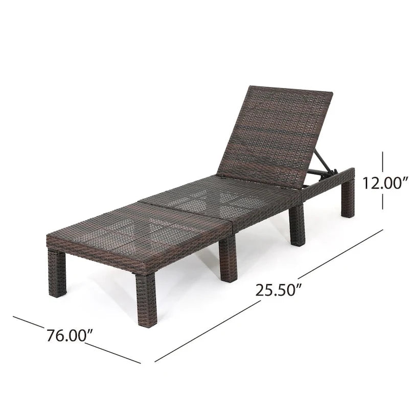 Chaise longue d'extérieur Jamaica avec coussin par Christopher Knight Home