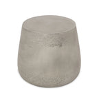 Table d'appoint d'extérieur contemporaine légère en béton Orion de Christopher Knight Home - 19.00L x 19.00P x 16.25H