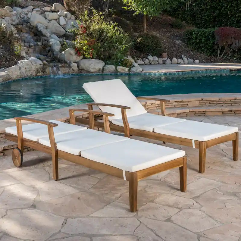 Bain de soleil Perla en bois d'acacia (lot de 2) par Christopher Knight Home
