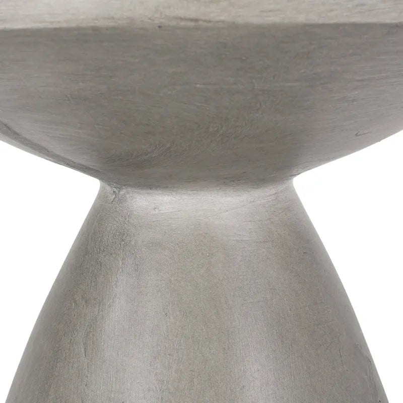 Table d'appoint d'extérieur en béton léger Bissell par Christopher Knight Home