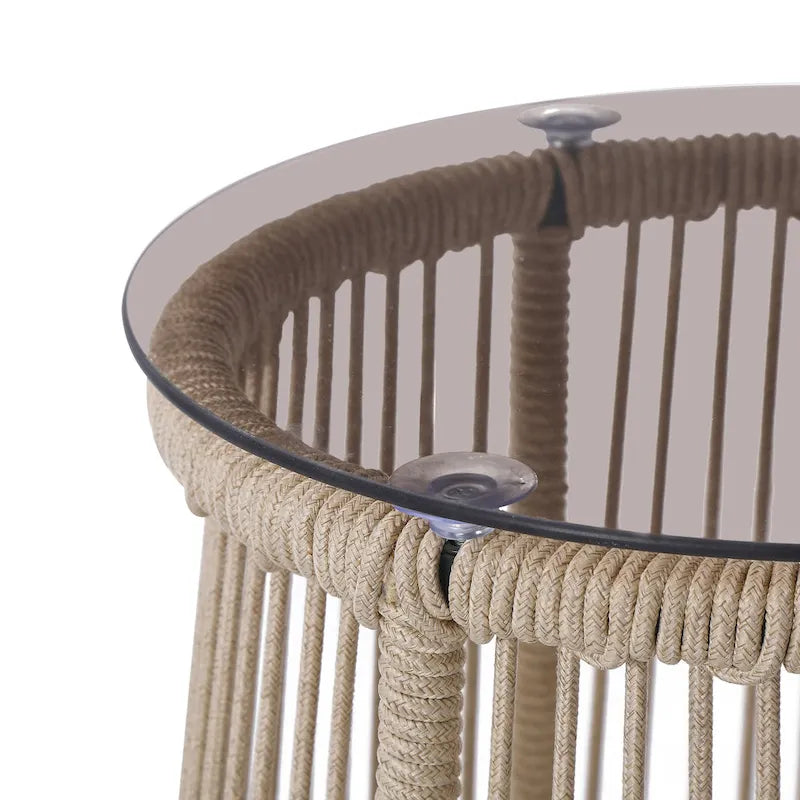 Table d'appoint en corde tressée moderne d'extérieur Moonstone avec plateau en verre trempé par Christopher Knight Home