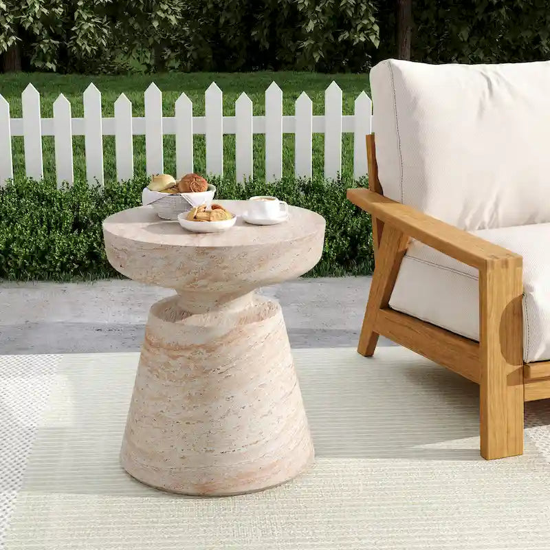 Table d'appoint Inez d'extérieur en béton léger par Christopher Knight Home