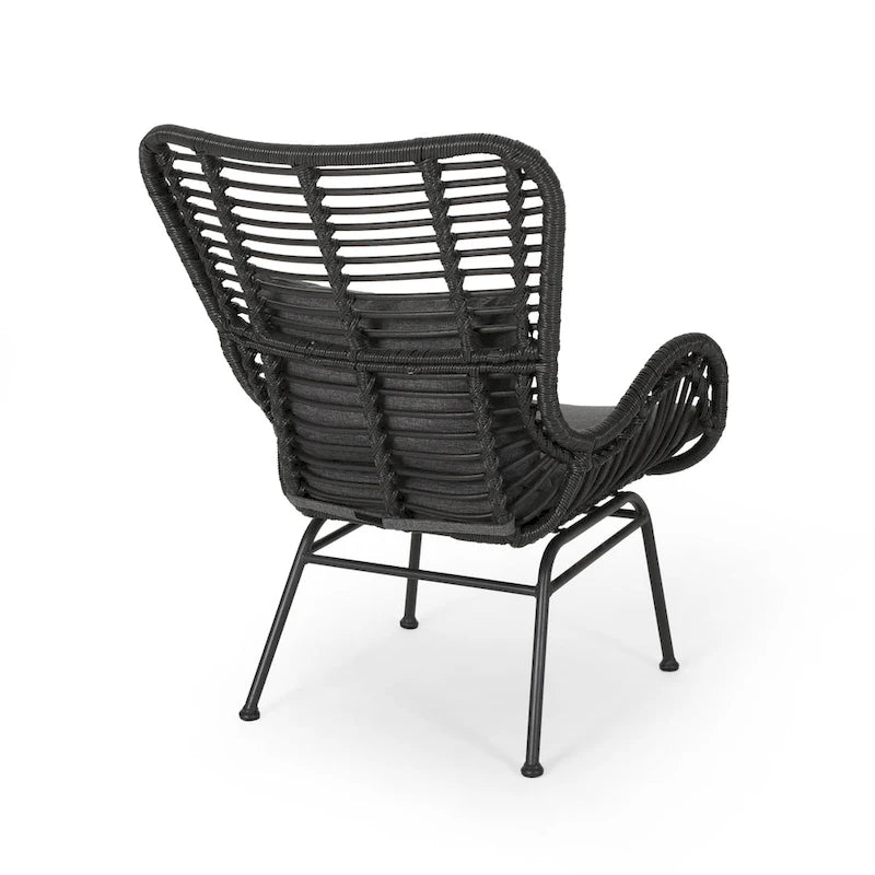 Fauteuils de jardin en osier Montana avec coussin (lot de 2) par Christopher Knight Home