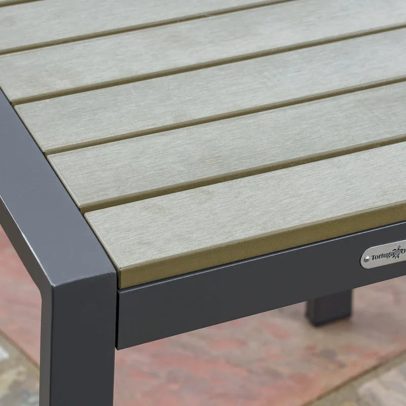 Table d'appoint extérieure en aluminium Lakeview - 17,75 x 17,75 x 17,75