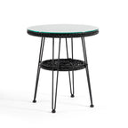 Table basse d'extérieur ronde Dana Boho de 19 po en osier avec plateau en verre trempé et pieds en métal par M&L Co.