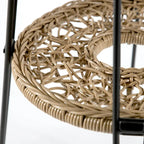 Table basse d'extérieur ronde Dana Boho de 19 po en osier avec plateau en verre trempé et pieds en métal par M&L Co.