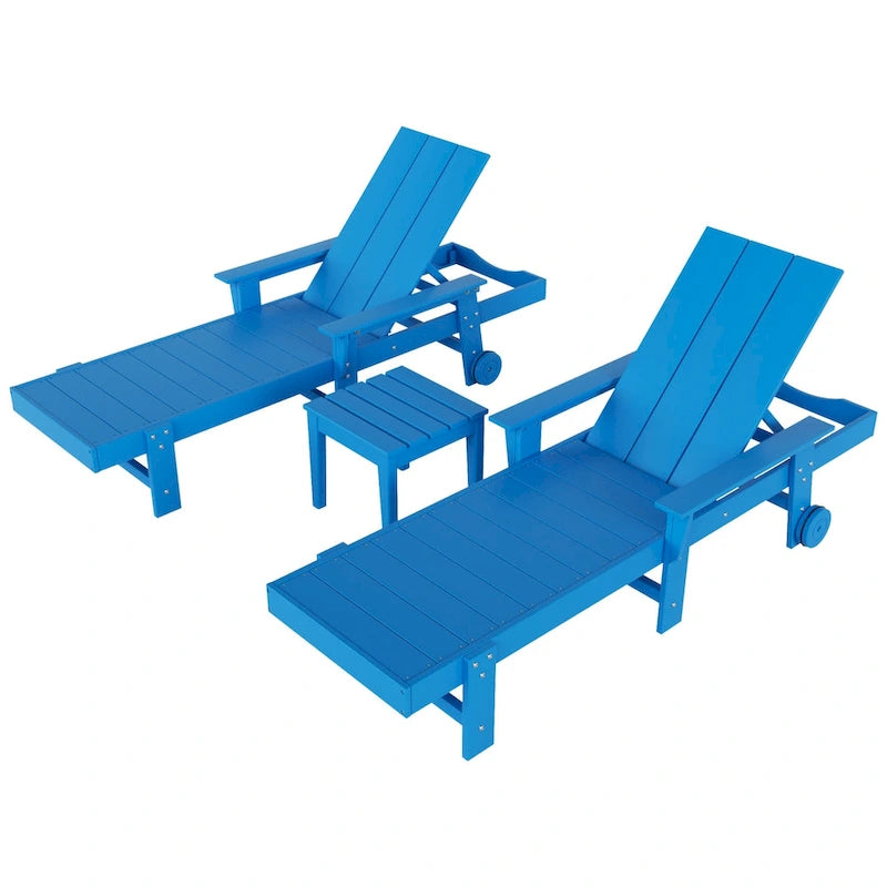 Chaise longue inclinable moderne et écologique Polytrends Shoreside en polypropylène avec accoudoirs, roulettes et table d'appoint (ensemble 3 pièces)