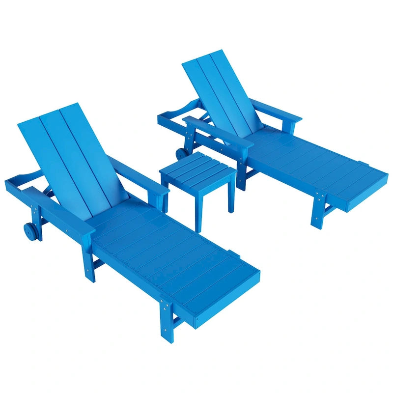 Chaise longue inclinable moderne et écologique Polytrends Shoreside en polypropylène avec accoudoirs, roulettes et table d'appoint (ensemble 3 pièces)