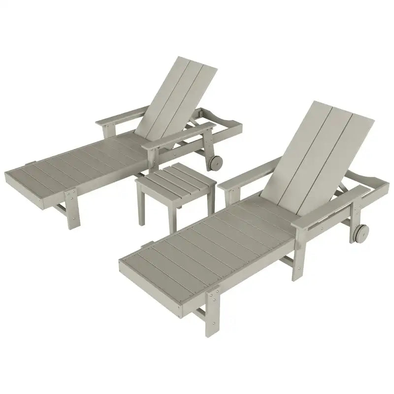 Chaise longue inclinable moderne et écologique Polytrends Shoreside en polypropylène avec accoudoirs, roulettes et table d'appoint (ensemble 3 pièces)