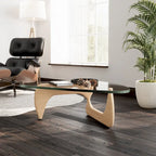 Table basse moderne triangulaire en verre Noguchi avec base en bois de cerisier