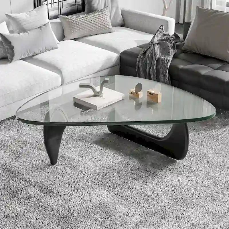 Table basse moderne triangulaire en verre Noguchi avec base en bois de cerisier