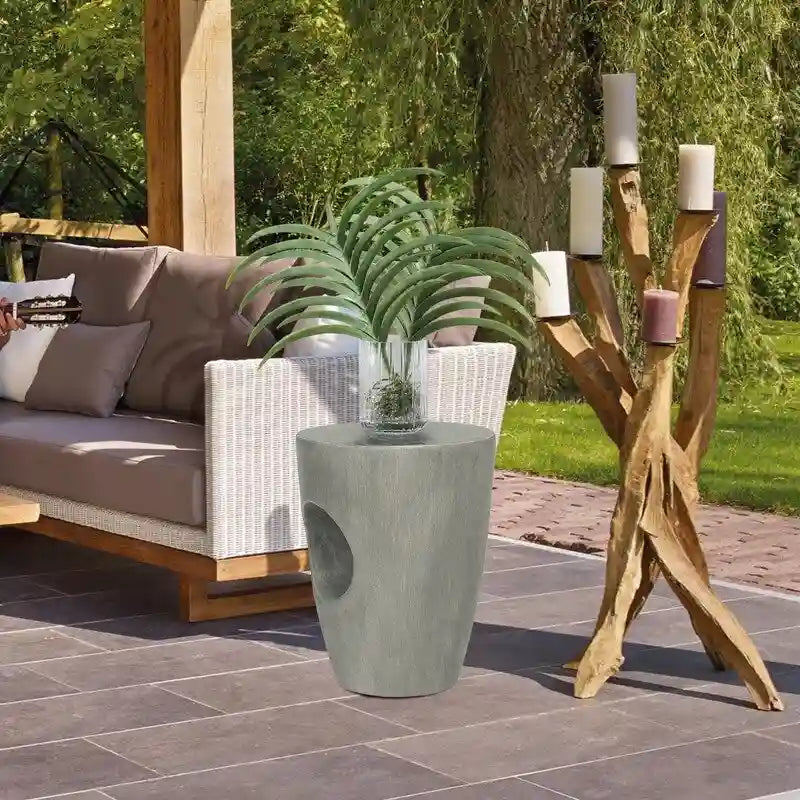 Table d'appoint d'extérieur en béton Adeco