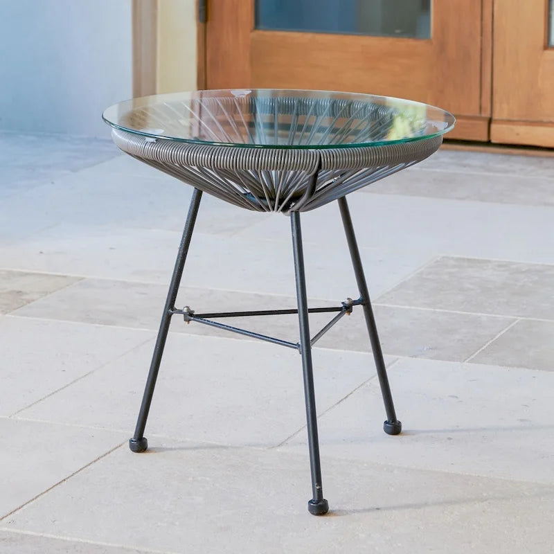Table d'appoint de patio Corvus Sarcelles en osier tressé moderne avec plateau en verre