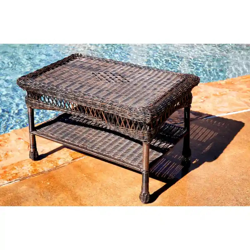Table basse d'extérieur en osier Portside avec étagère