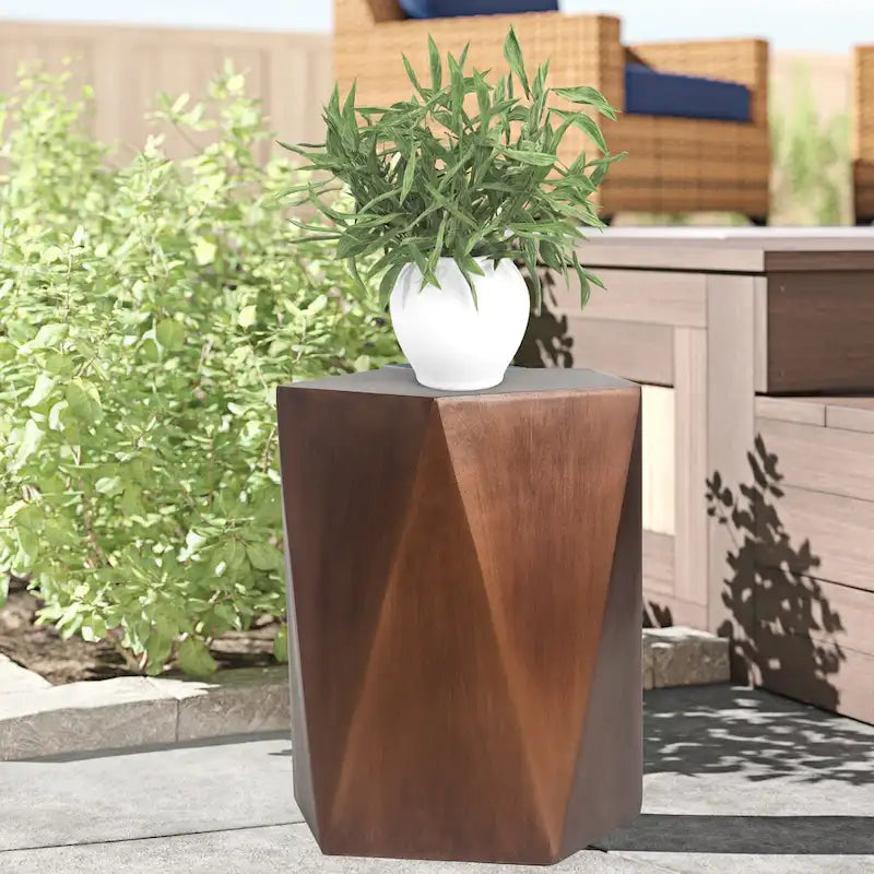Table d'appoint hexagonale Adeco moderne en béton pour l'intérieur et l'extérieur
