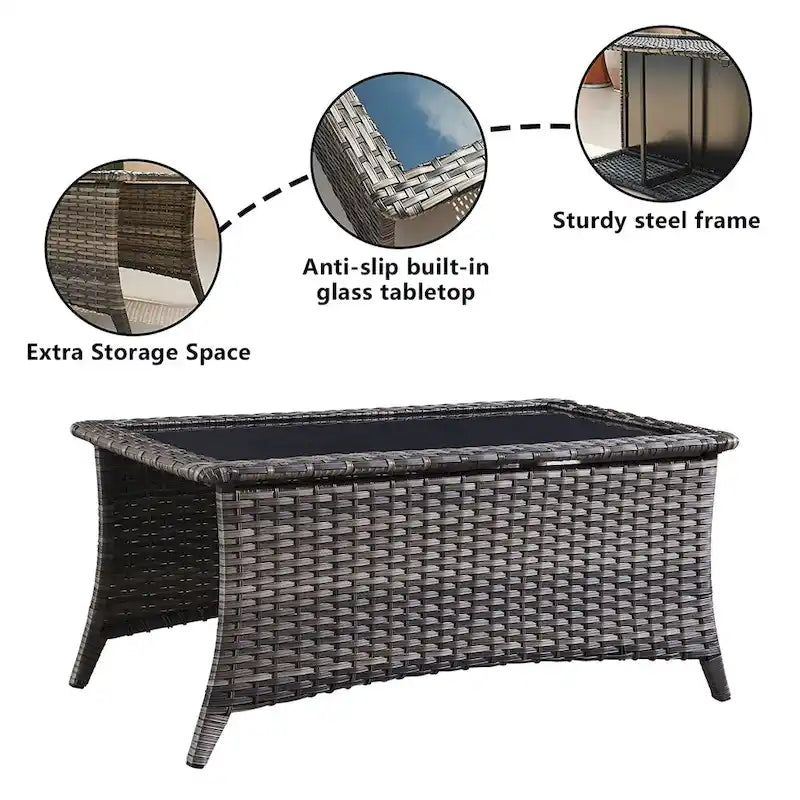 Table basse d'extérieur en osier avec plateau en verre et rotin
