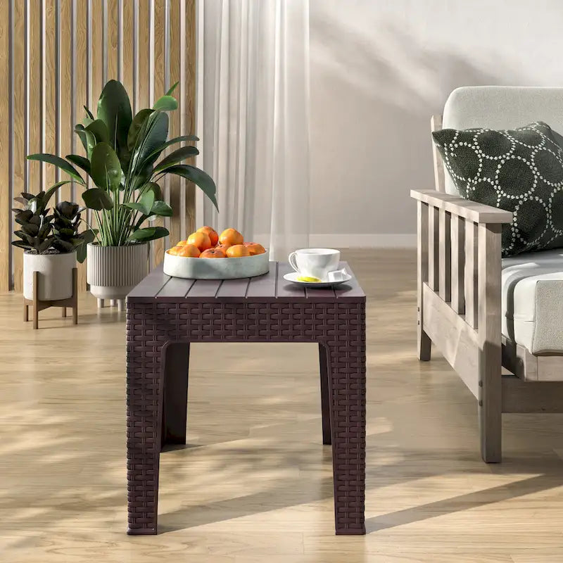 Table d'appoint d'extérieur en résine Trillia